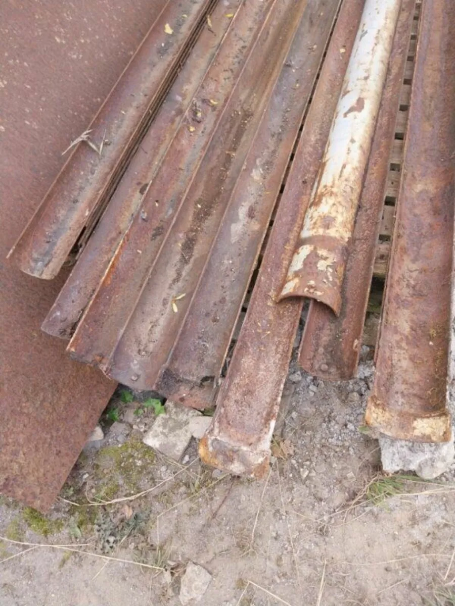 CAST IRON GUTTERINGS - Image 3