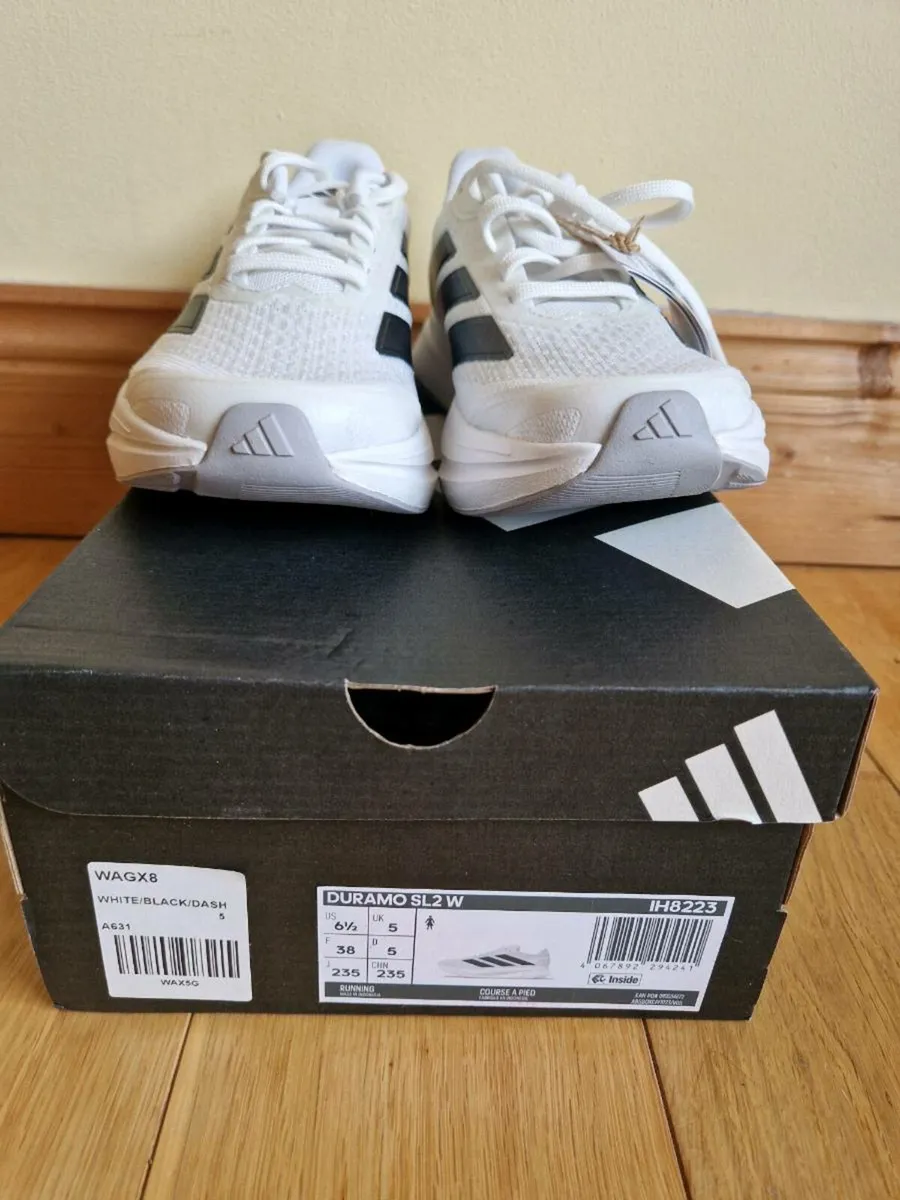 Trainers - Image 3
