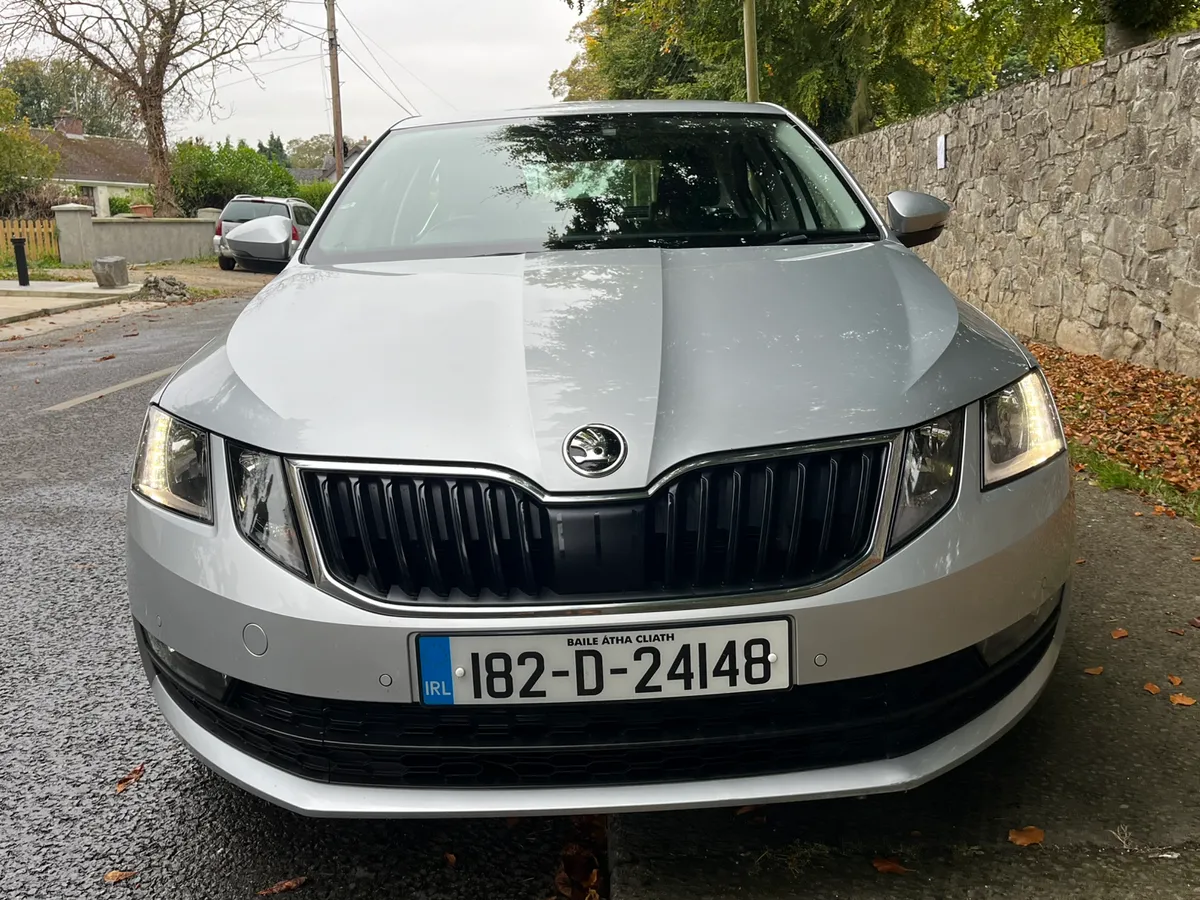 SKODA OCTAVIA 1.6 TDI TECHNOLOGY - Image 4