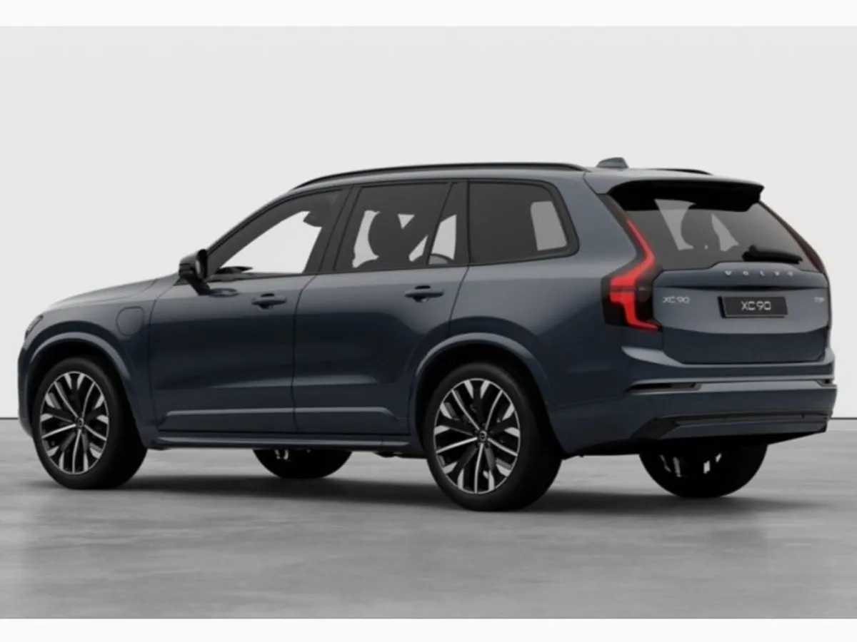 Volvo XC90 T8 Phev Plus Dark - Image 3