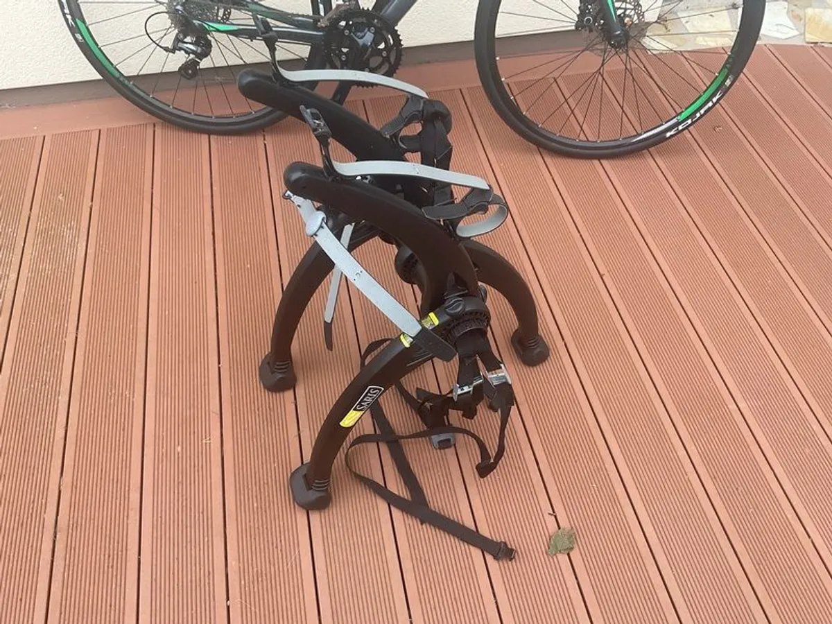 CUBE SL Road Cross Road Configuration Includes Saris Boot rack - Image 2