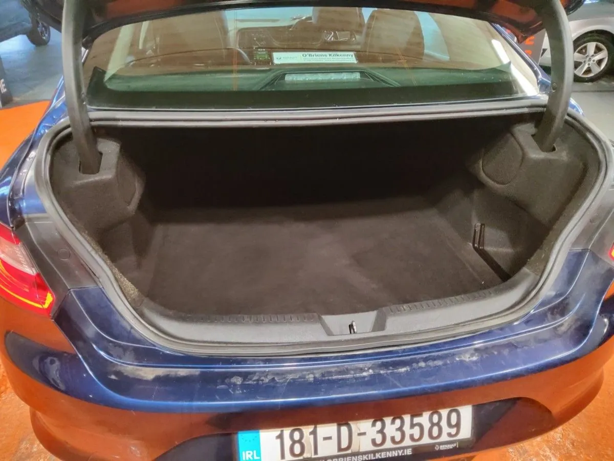 Renault Megane 1.5 dCi 110 Dynamique NAV - Image 4