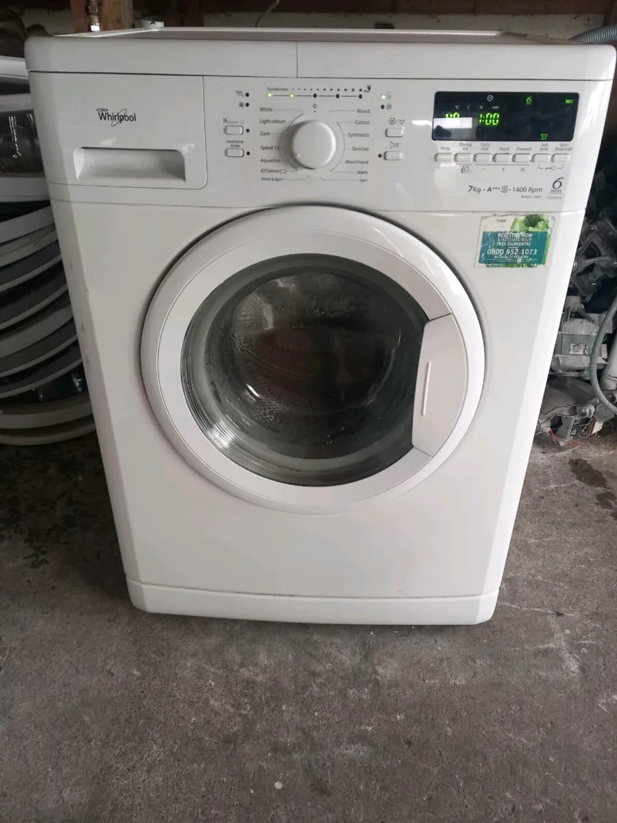 Whirlpool 7kg washing machine 1400 spin - Image 1