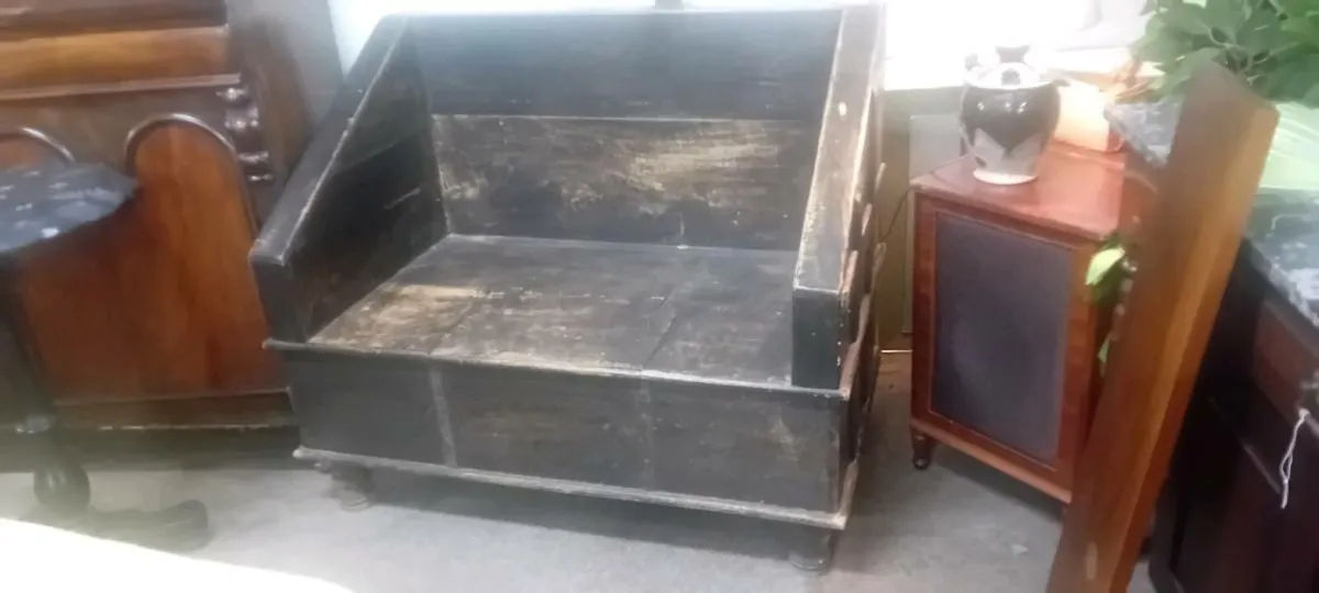 Vintage Stained Oak Settle - Image 1