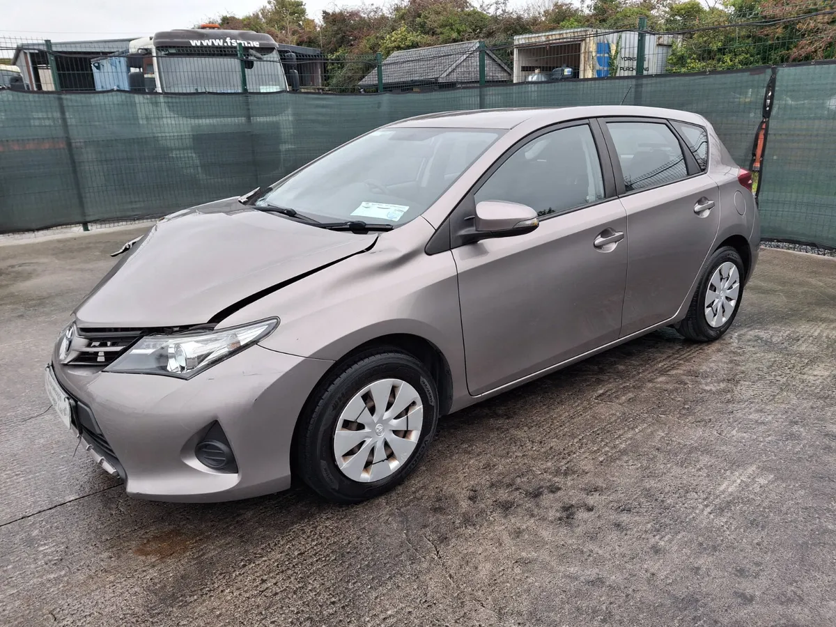 2014 Toyota Auris 1.3 Petrol - Image 1