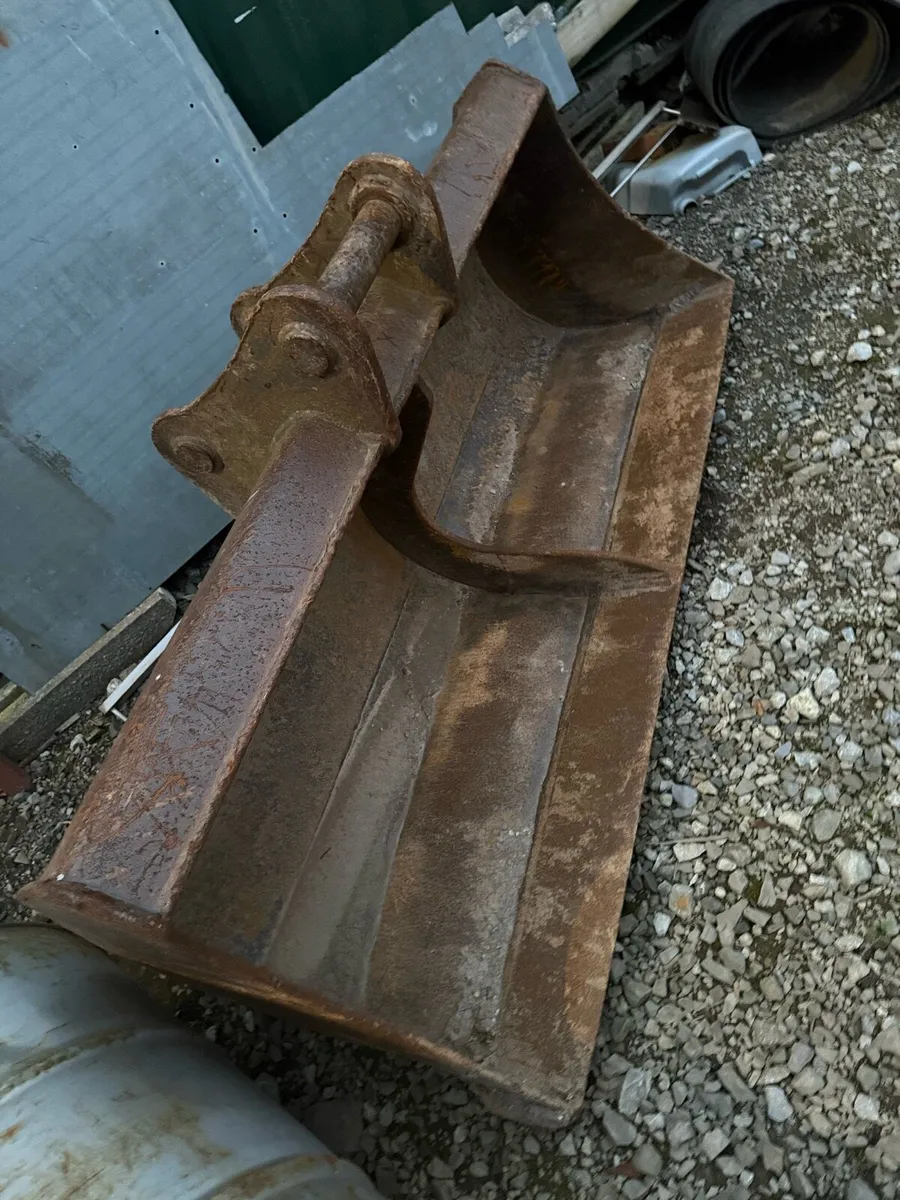 6ft grading bucket - Image 1