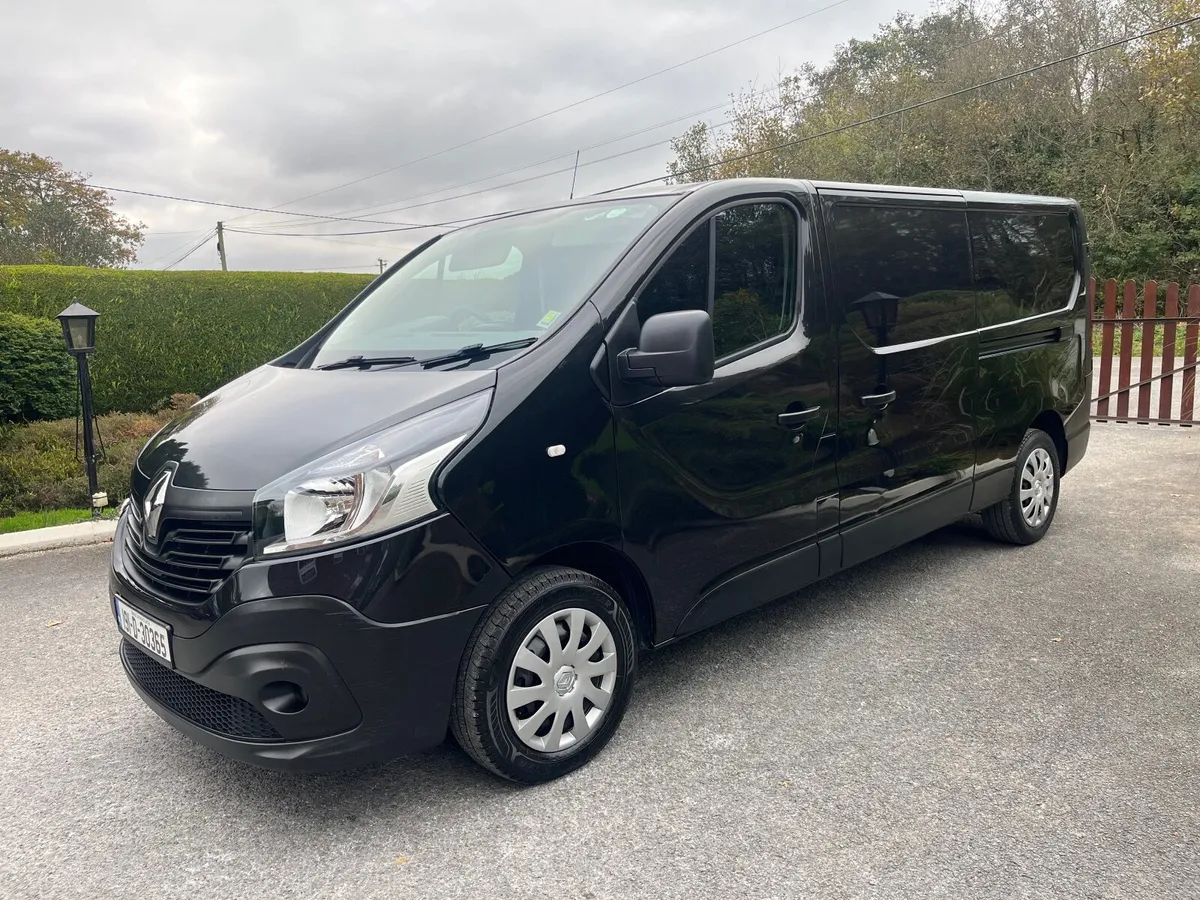 191 Renault Trafic LWB - low mileage - Image 3
