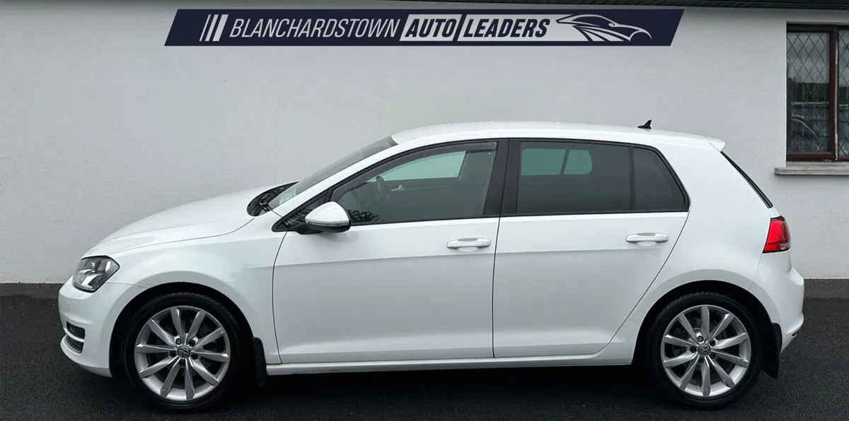 VOLKSWAGEN GOLF 1.6TDI HIGHLINE 110HP SERVICE HIST - Image 2