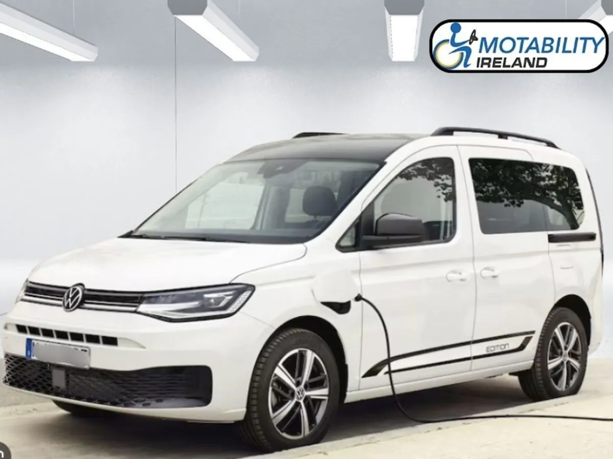 Volkswagen Caddy Life 1.5 Phev Hybrid Wheelchair - Image 3