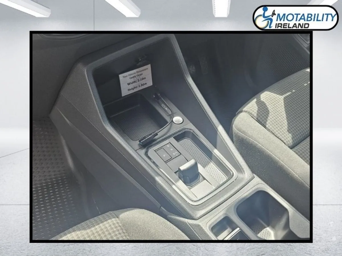 Volkswagen Caddy Life 1.5 Phev Hybrid Wheelchair - Image 4