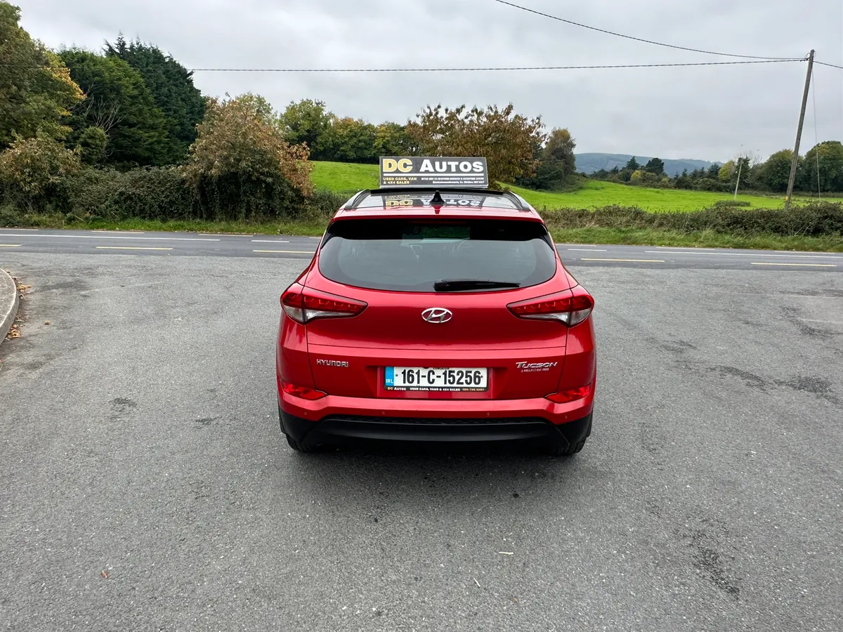 HYUNDAI TUCSON - Image 4