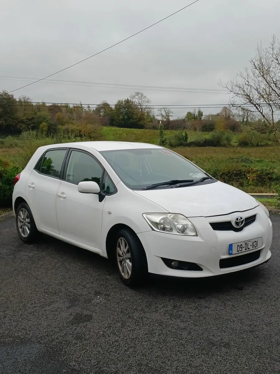Toyota Auris 2009 - Image 3