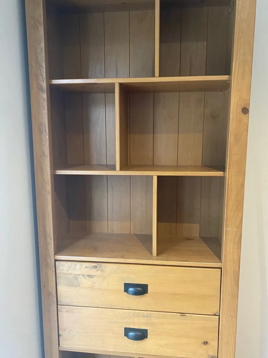 Book shelf - Image 2