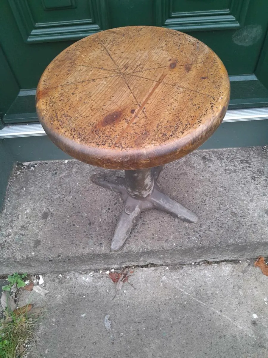 Vintage stool - Image 4