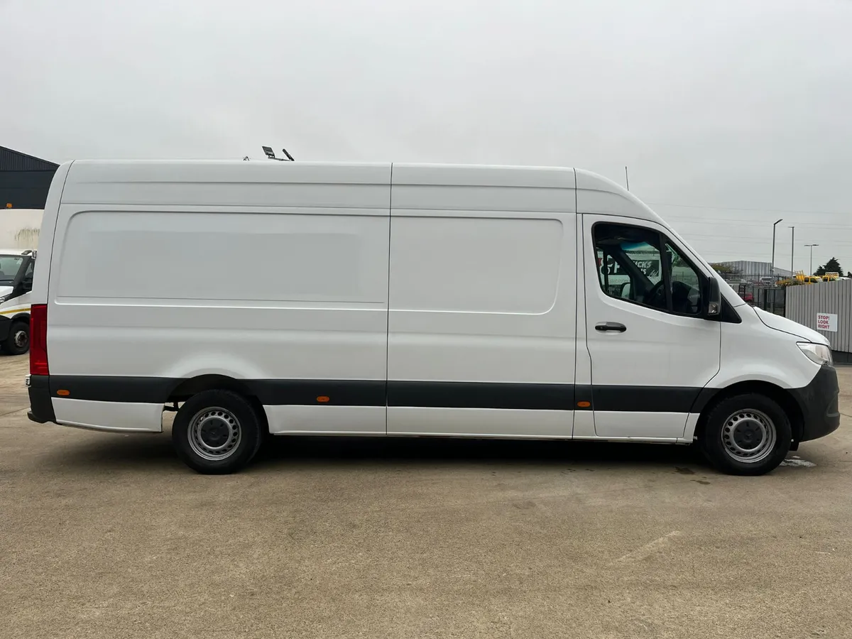 2021 Mercedes Sprinter 315 CDi Progressive LWB - Image 3