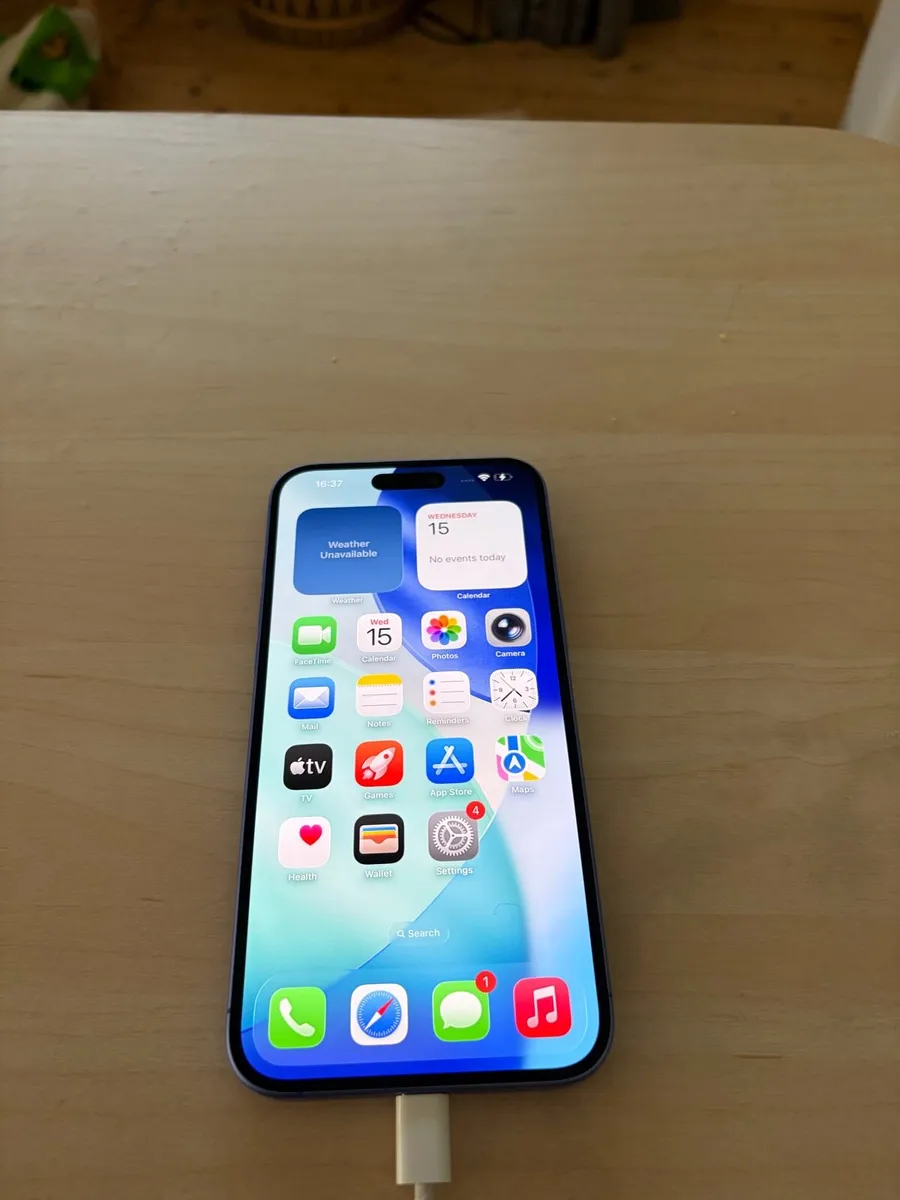iPhone 16 plus - Image 2