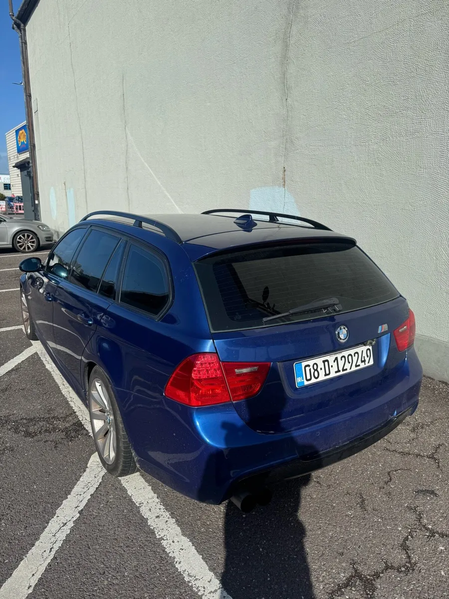 BREAKING BMW 320d msport Touring - Image 4