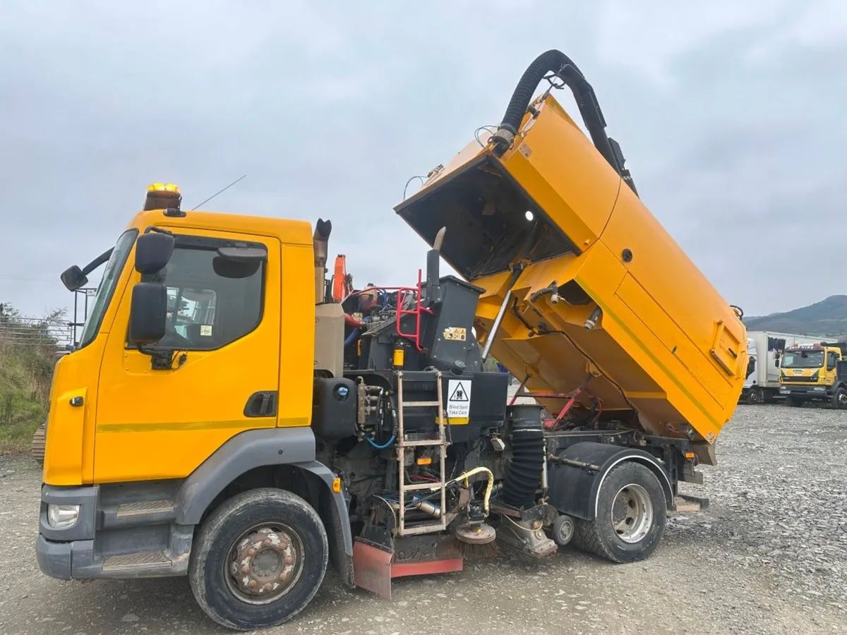 2019 DAF LF...JOHNSTON ROAD SWEEPER...106 KM - Image 1