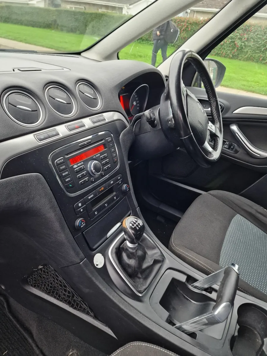 Ford Galaxy 2012 - Image 3