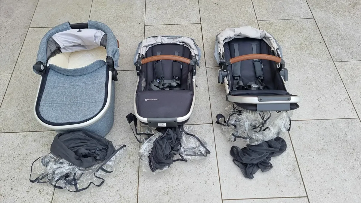 Uppababy Vista v2 with NEW Chassis + Rumble Seat - Image 4