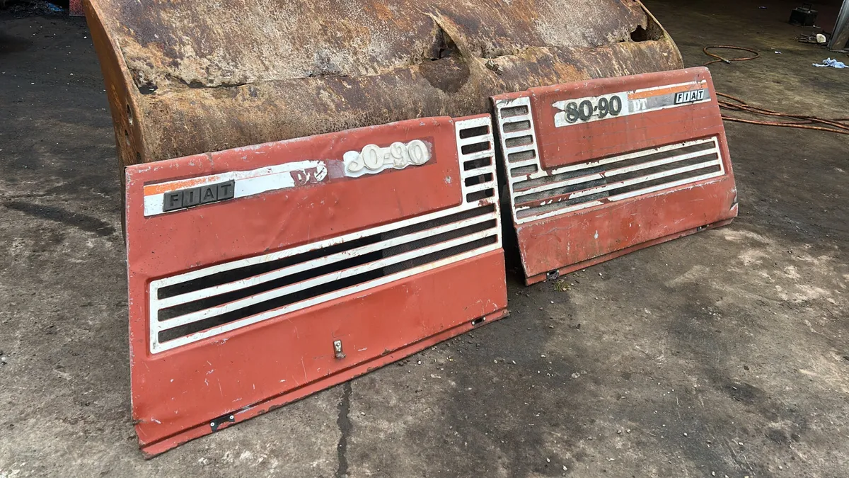 Fiat 4 Cylinder Side Panels - Image 3