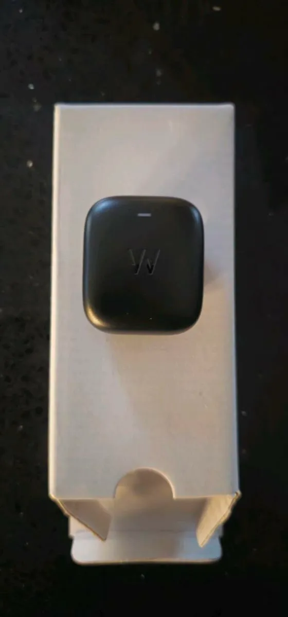 Woop Battery/Charger - Image 1