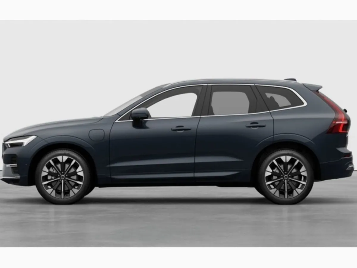 Volvo XC60 T6 Phev Plus Bright - Image 2