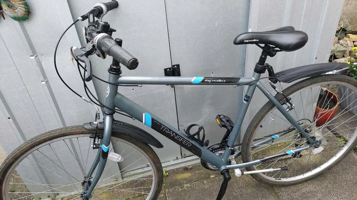 Apollo Transfer Hybrid Bike - Image 2