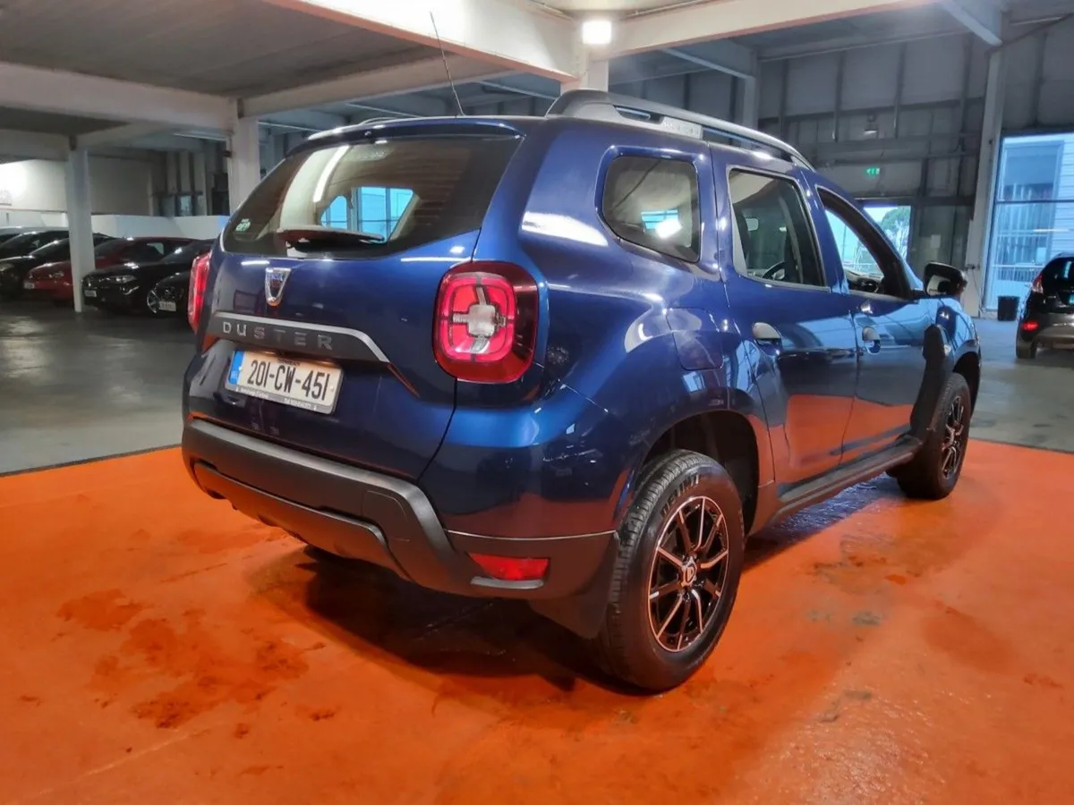 Dacia Duster Blue dCi 115 Essential - Image 4