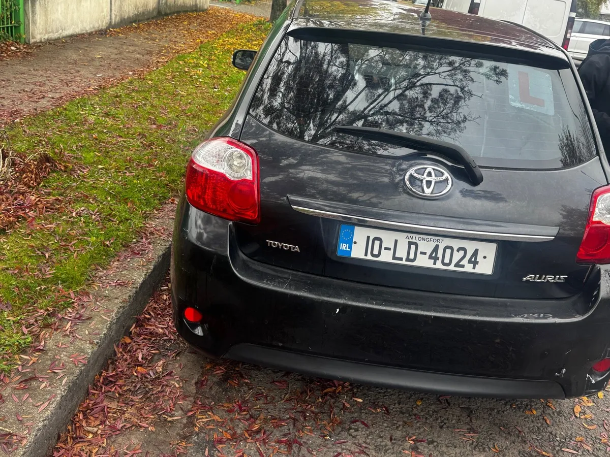 Car - Image 4