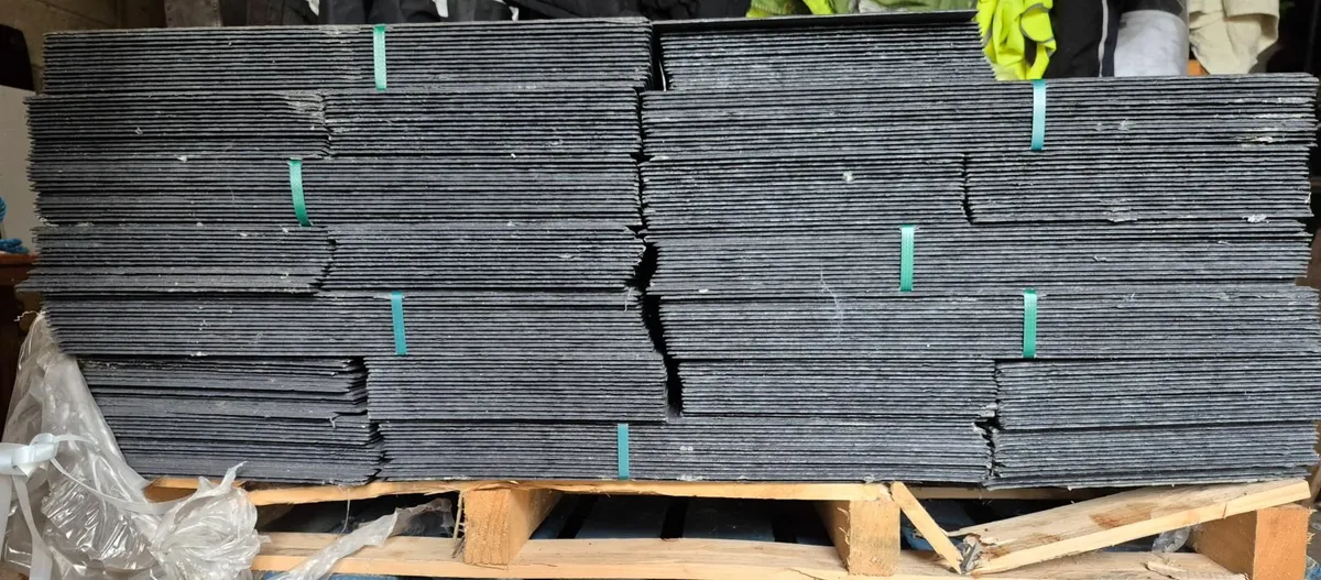 Slate Roof Tiles – Excellent Condition - Image 2