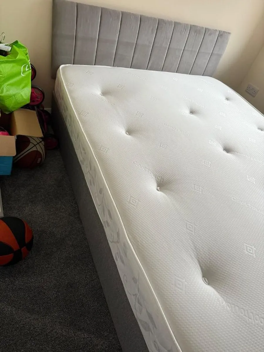 king size bed - Image 3