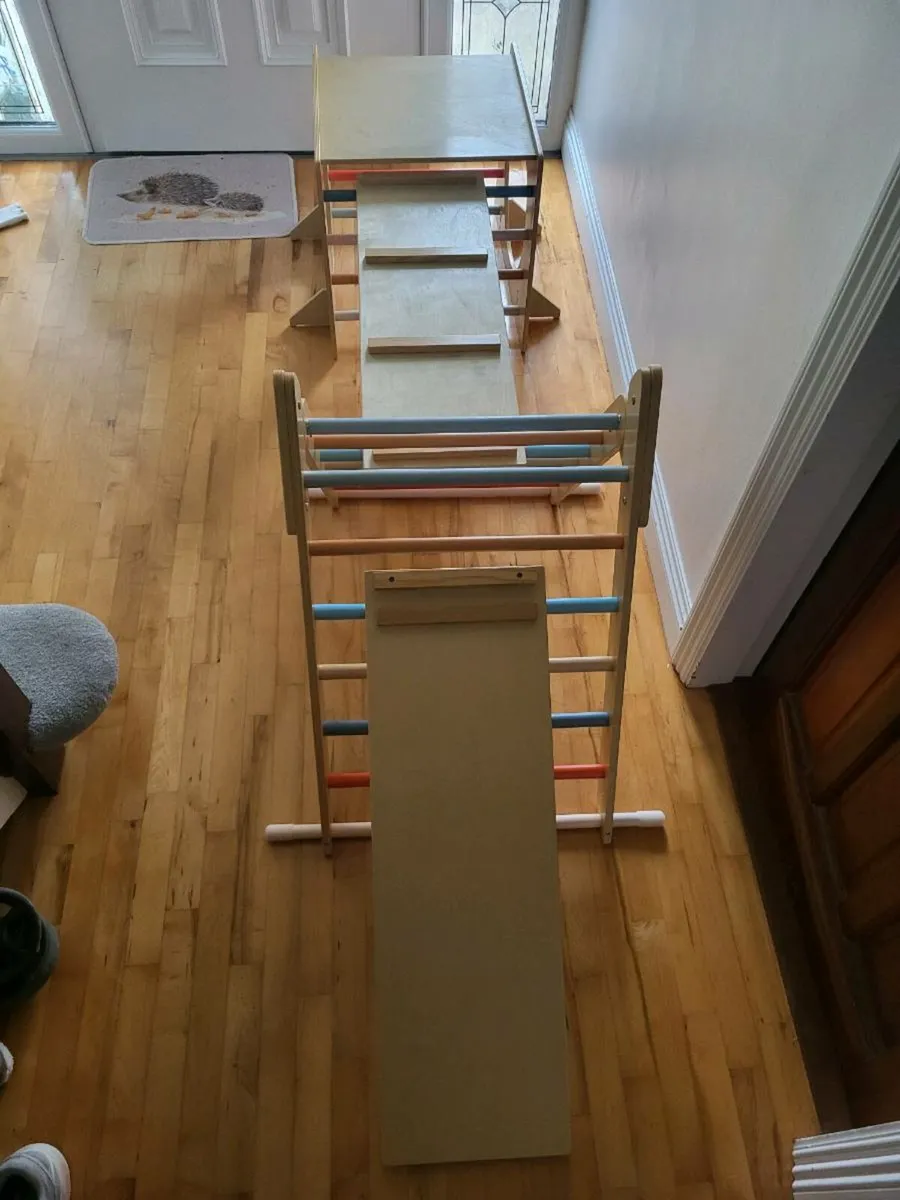 Climbing frame - Image 2