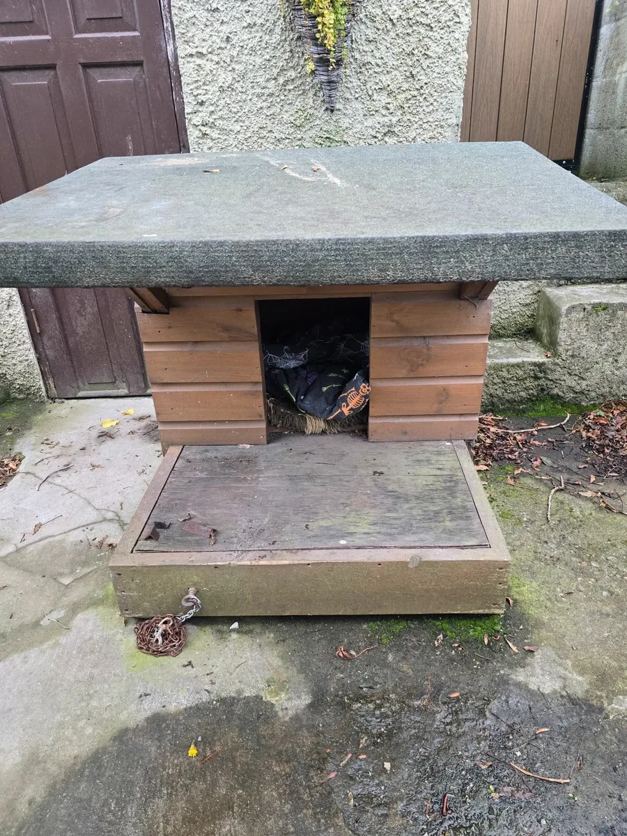 Dog house - Image 2
