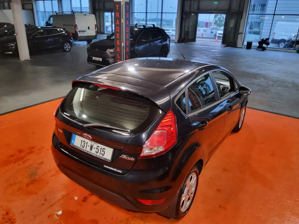 Ford Fiesta 1.0 65ps Zetec - Image 3