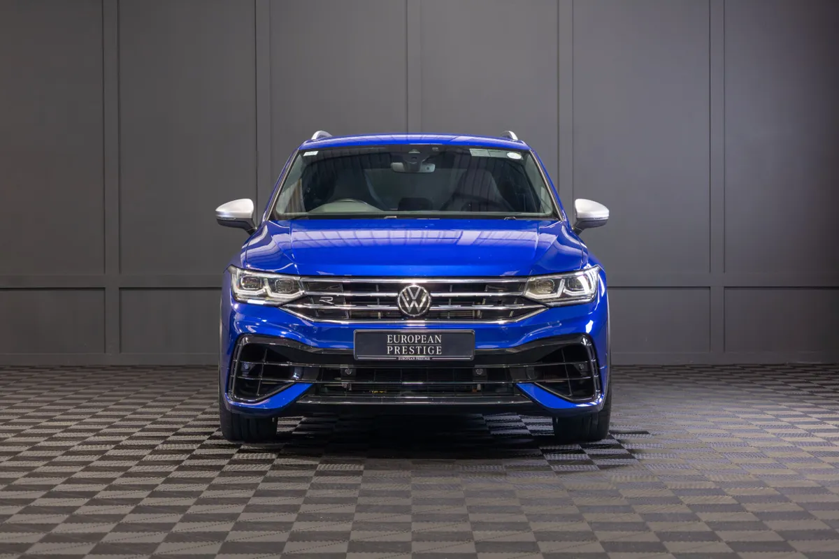 2023 Volkswagen Tiguan R - Image 2