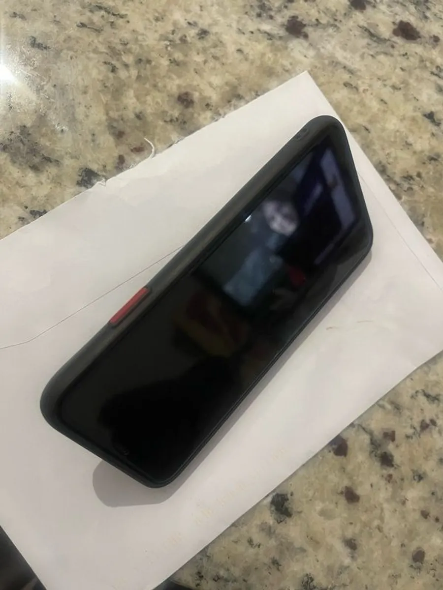 iPhone 11 Pro Max 256gb sim free sim unlocked - Image 2