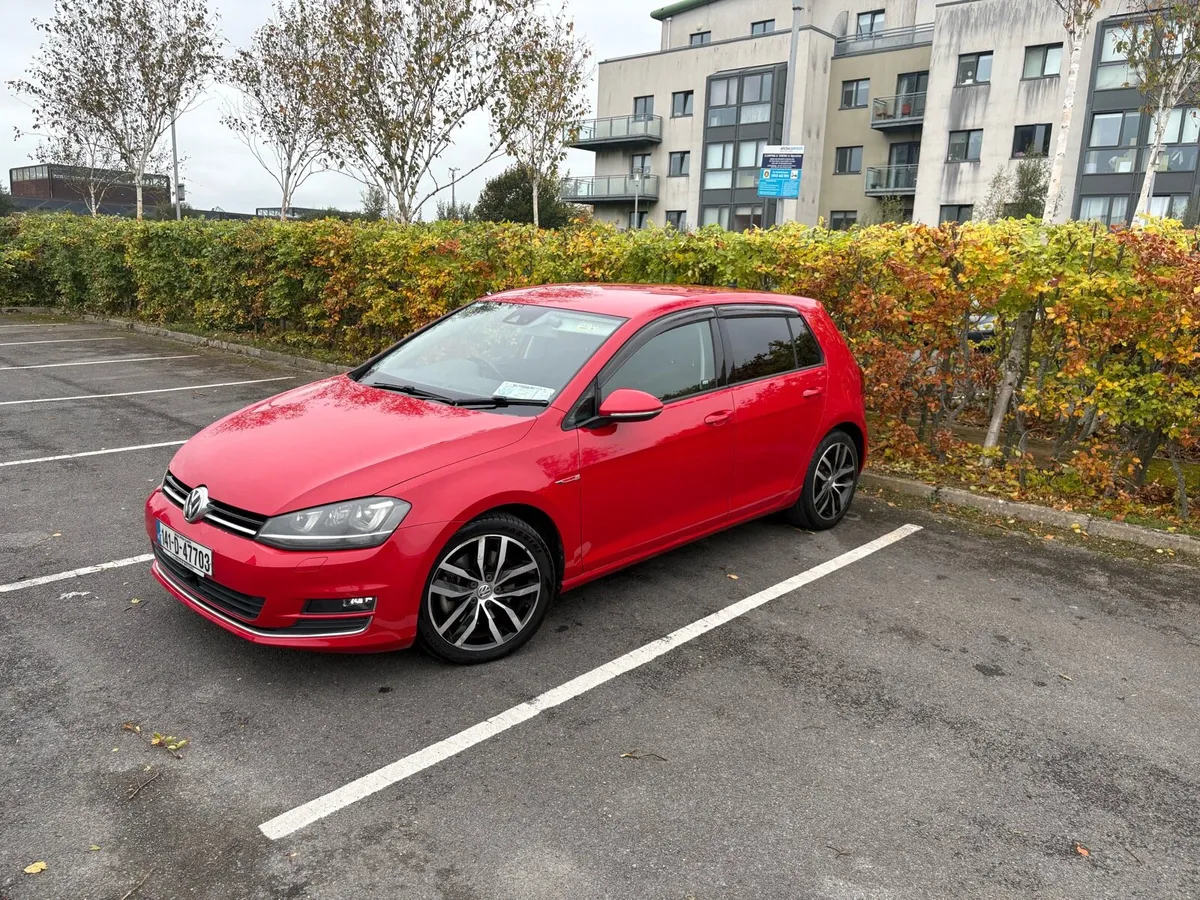 Volkswagen Golf R Line - Image 1