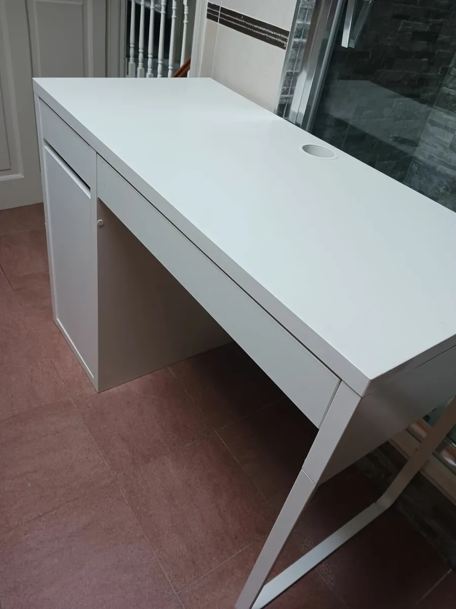 Desk - Image 1