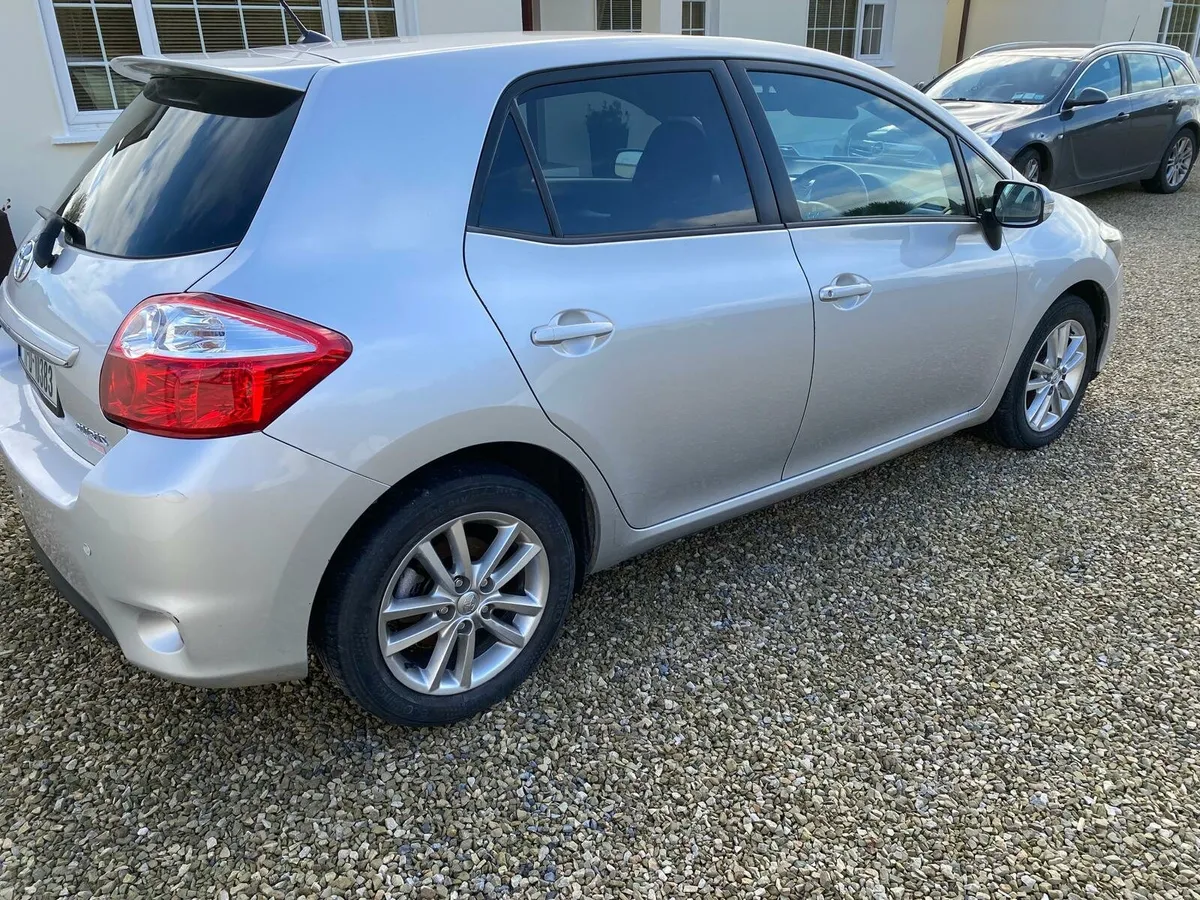 Toyota Auris Sport 1.4 d4d new nct as new 60 mpg - Image 3
