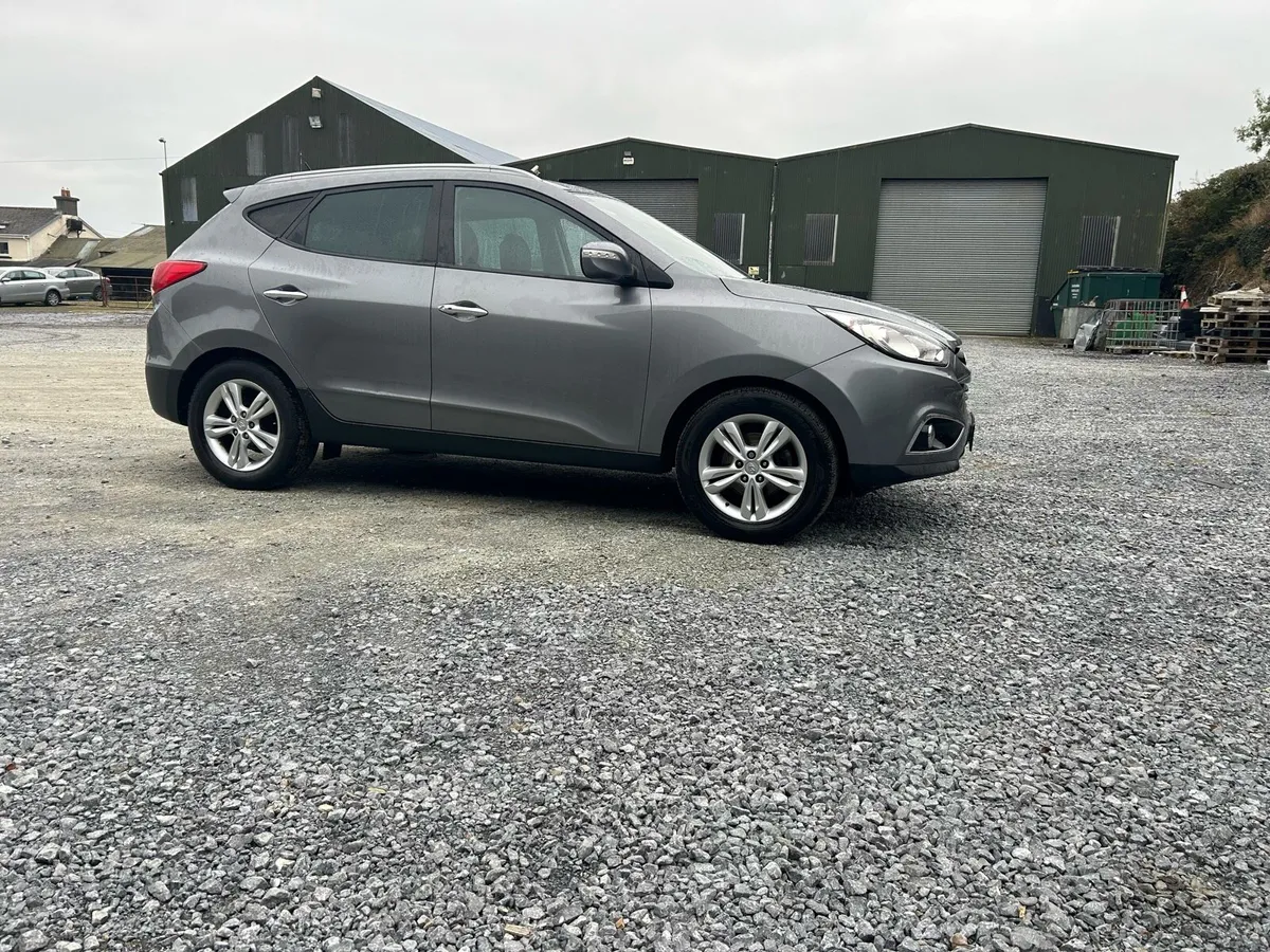2012 Hyundai    Ix35 1.7 diesel - Image 4