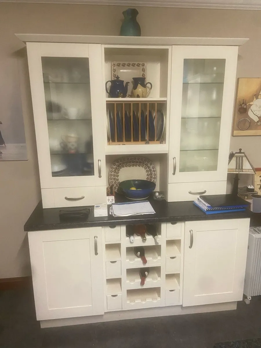 Dresser - Image 1