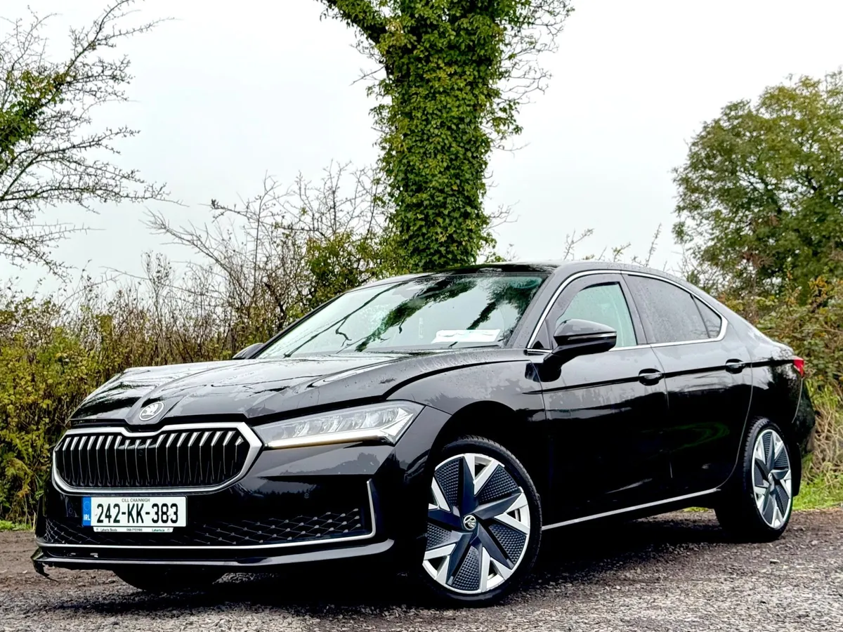 242 Skoda Superb SEL+ DSG Top Spec - Image 1