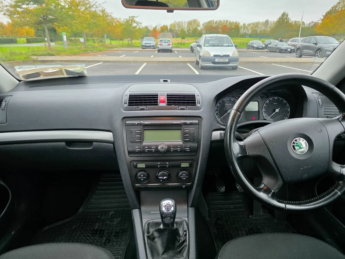 Skoda Octavia 2008 - Image 2