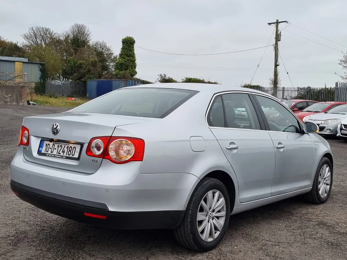 2010 VOLKSWAGEN JETTA AUTOMATIC NCT&TAXED €4,900 - Image 4
