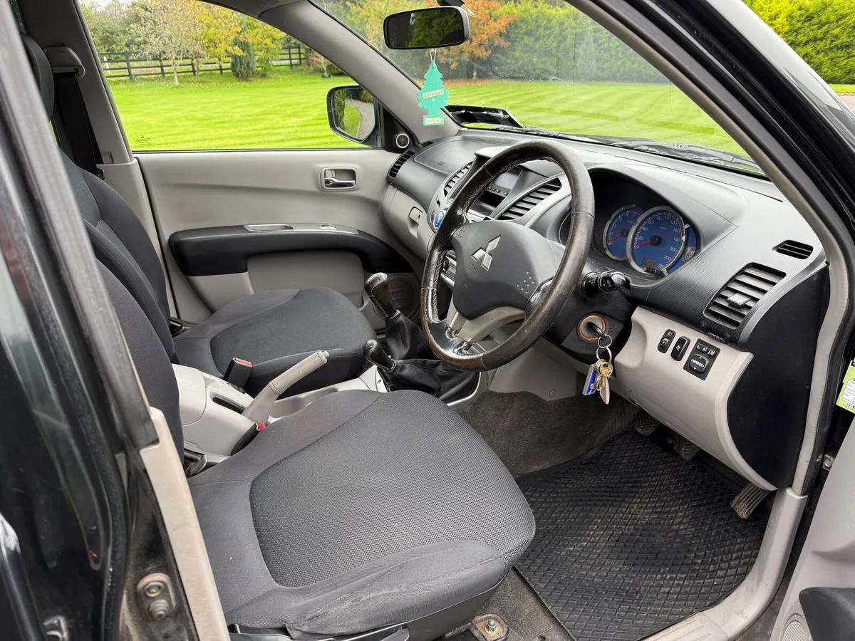 Mitsubishi l200 - Image 4