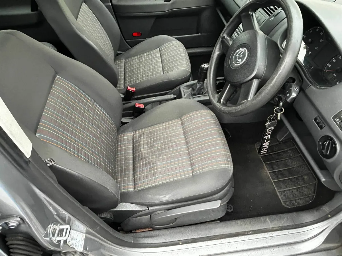 Volkswagen Polo 2006 - Image 3