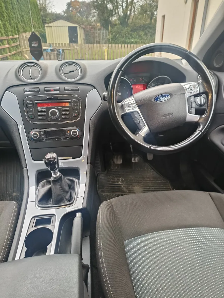 Ford Mondeo 2011 - Image 4