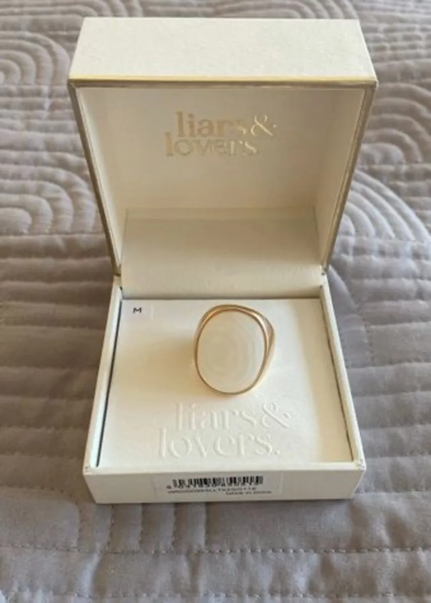 Ring - Liars and Lovers - Image 1