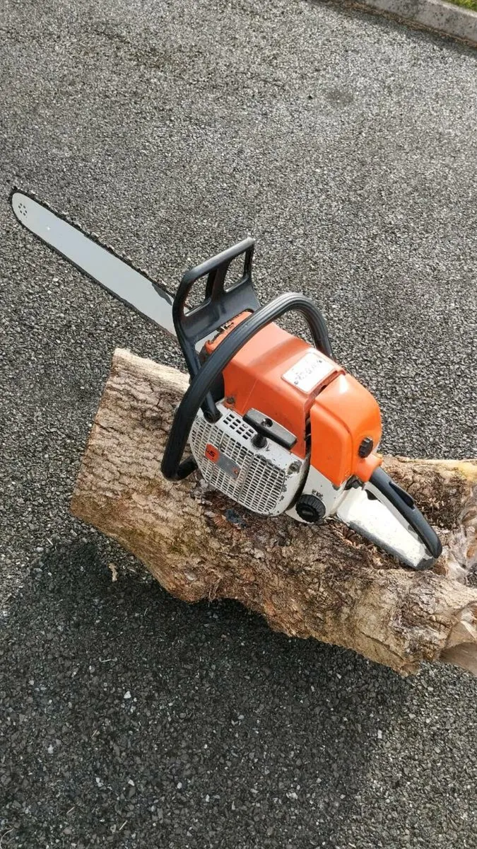 Chainsaw - Image 1